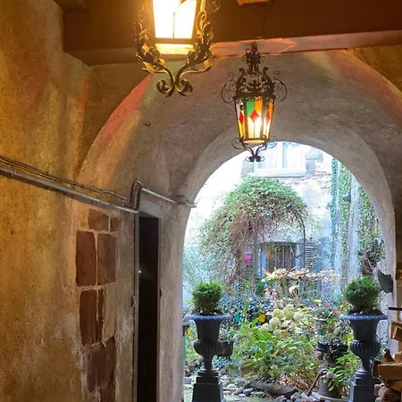 Chez Vous... A La Chanoinerie Brioude