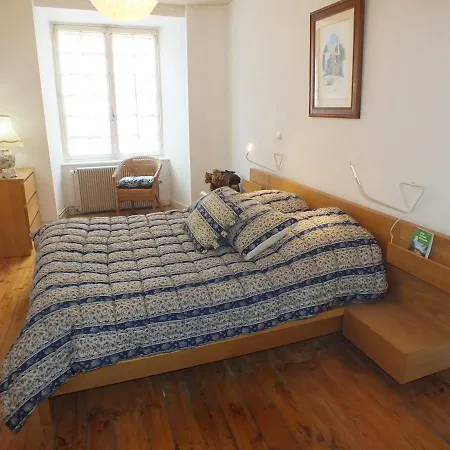 Chez Vous... A La Chanoinerie Apartament Brioude